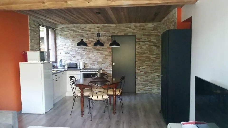 Au Paradis Des Grillons Espinasses Holiday home