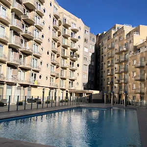 La Vie Sur - Zijdelings Zeezicht Mariakerke , Oostende België